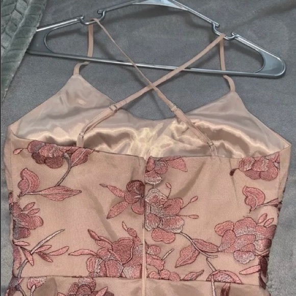 Pink floral dress - Picture 4 of 4